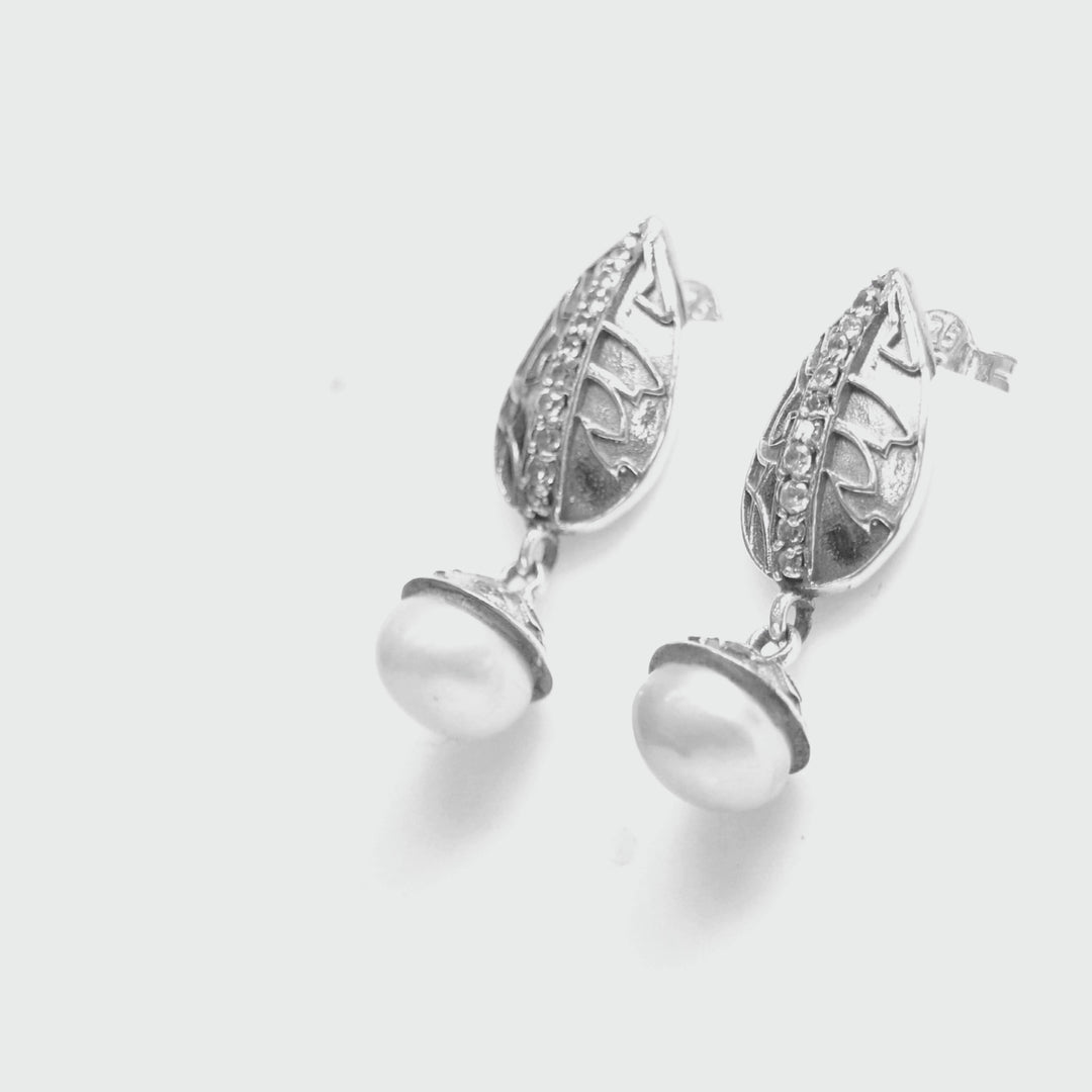4.00 Cts Pearl and CZ Earring in 925