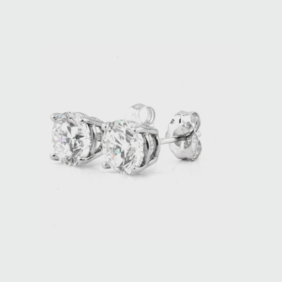 Lab Grown White Diamond Earring in 14K White Gold