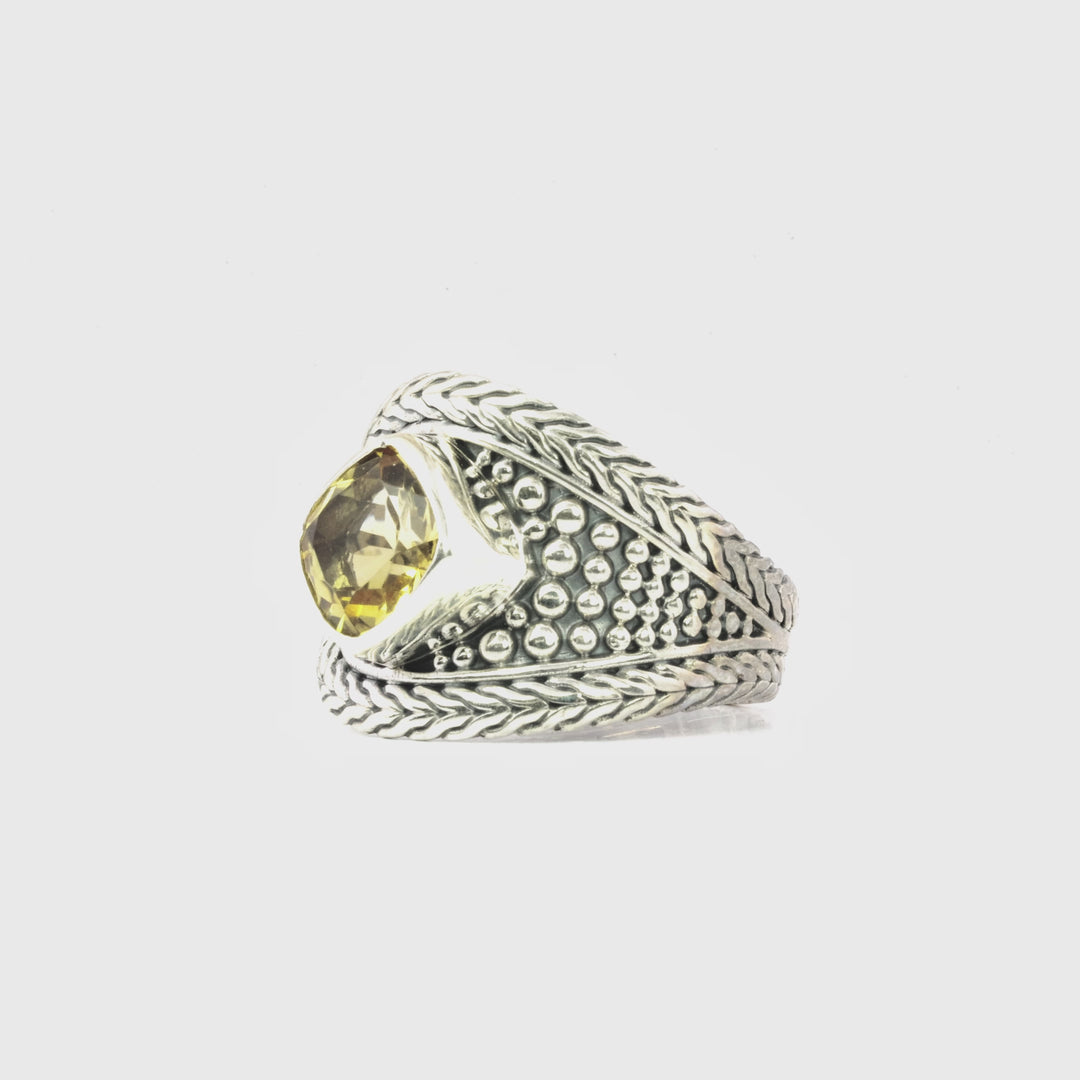 0.60 Cts Citrine Statement Ring in Oxidized 925 Silver