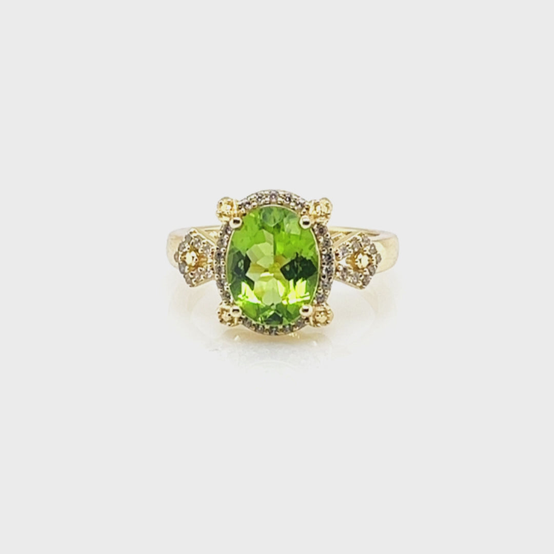 2.42 Cts Peridot and White Zircon Center Design Ring in 925 Sterling Silver