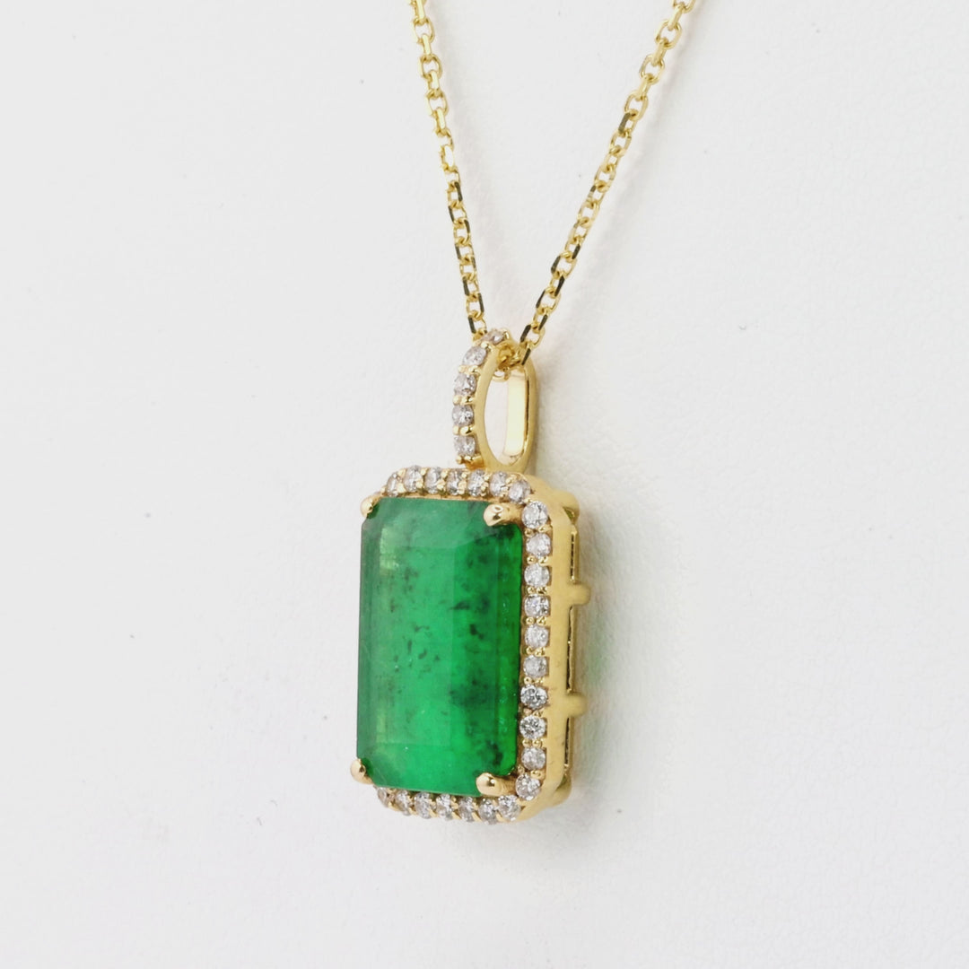 5.19 Cts Emerald and White Diamond Pendant in 14K Yellow Gold