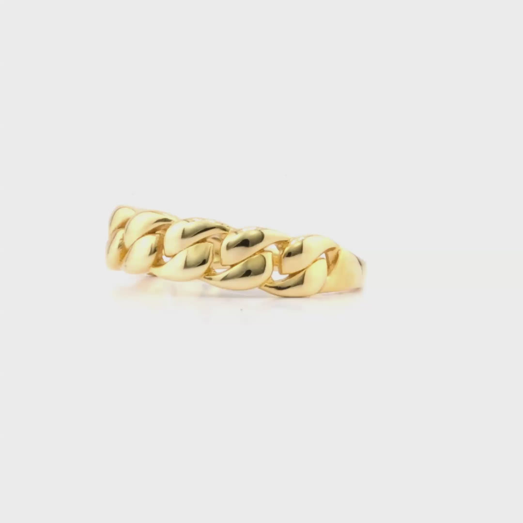 Curb Link Ring in 14K Yellow Gold