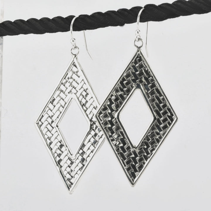 Dangle Earring in Oxidized 925 Silver