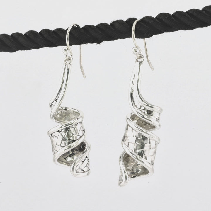 Dangle Earring in Oxidized 925 Silver