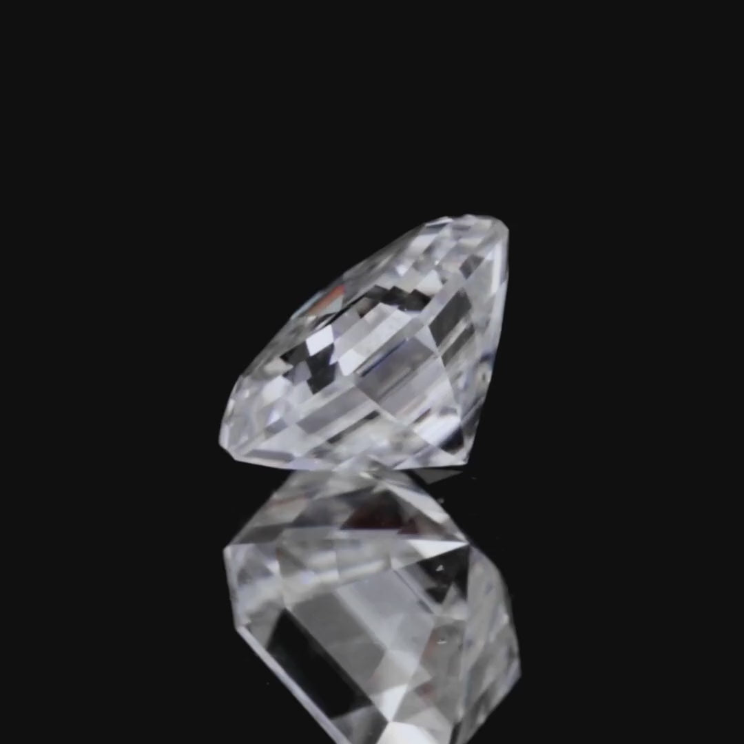 The Gemfly's VVS1 Clarity and DEF Color Ascher Cut Loose Moissanite Gemstone