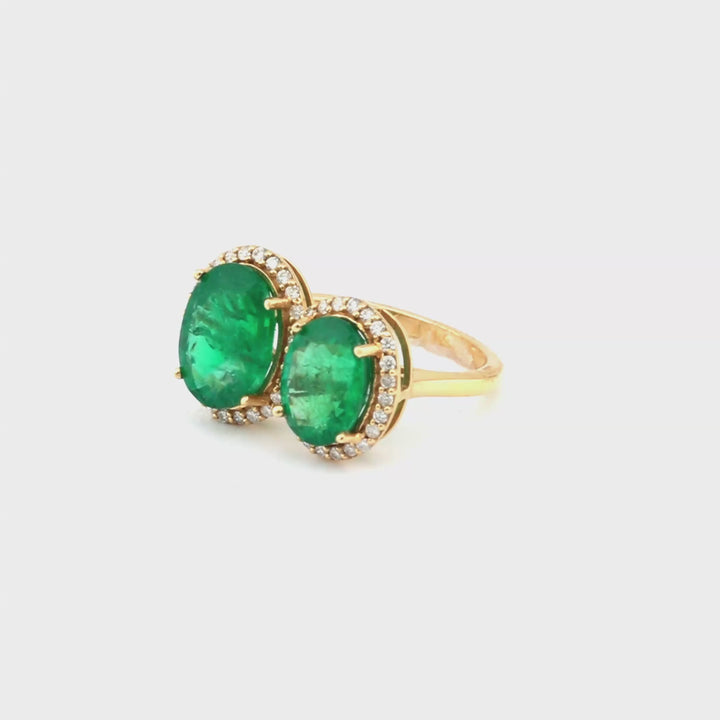5.77 Cts Emerald and White Diamond Ring in 14K Yellow Gold